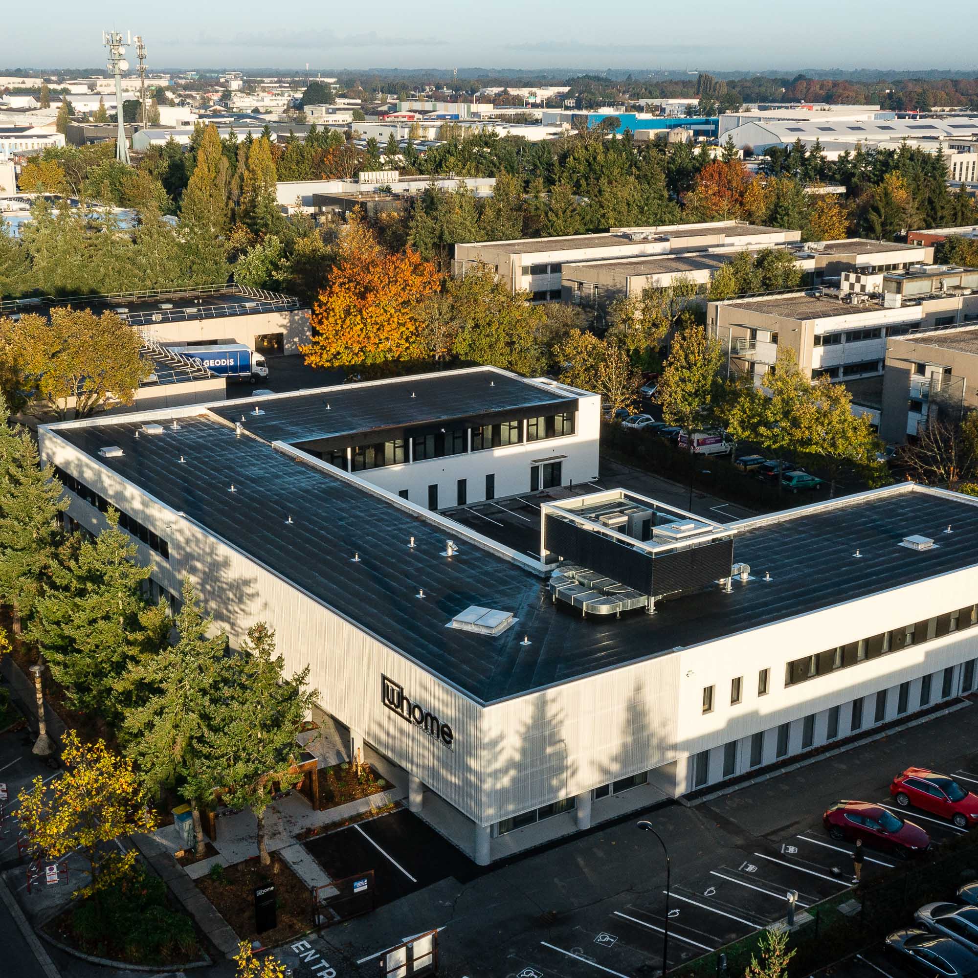 Location de bureaux à Nantes 5 Whome, location bureaux Nantes, open spaces, domiciliation et salles de réunion