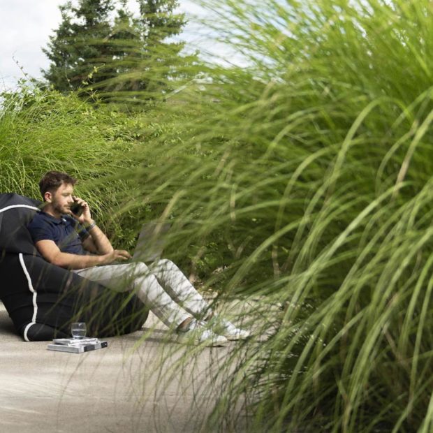 Location de salles de réunion équipées pour vos événements professionnels 2 Whome - un cadre de-travail moderne et accessible